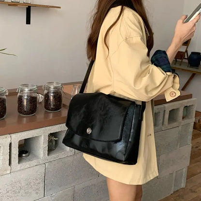 Retro Large Capacity Briefcase with Niche Design - Milo Hub 56